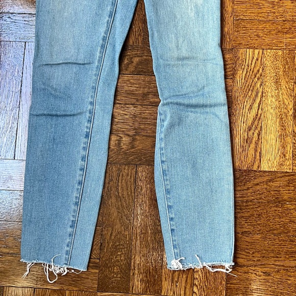Lillie High Rise Crop Skinny in Cloudy - Picture 4 of 7